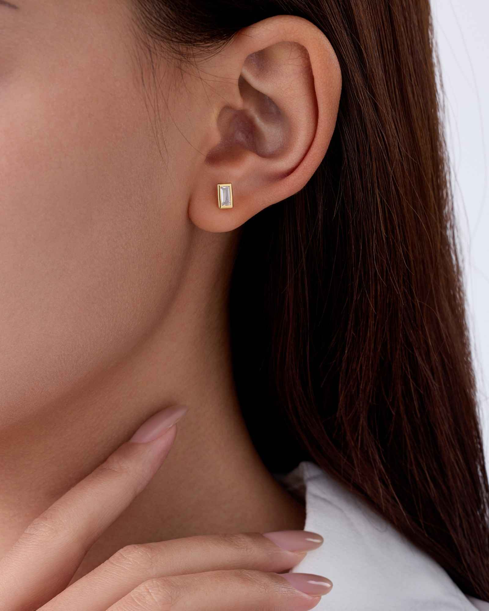 Bicolore Baguette Earring - 8240300 - Image 2