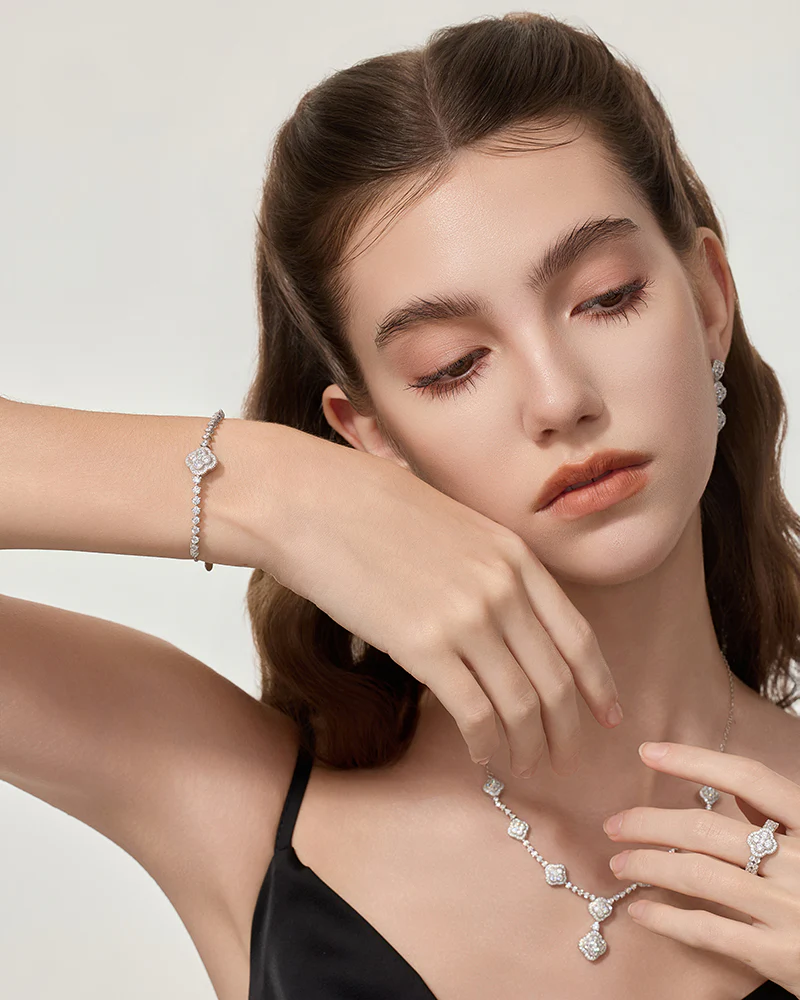 Éternelle Fleur Blanche Bracelet - 8322200 - Image 2