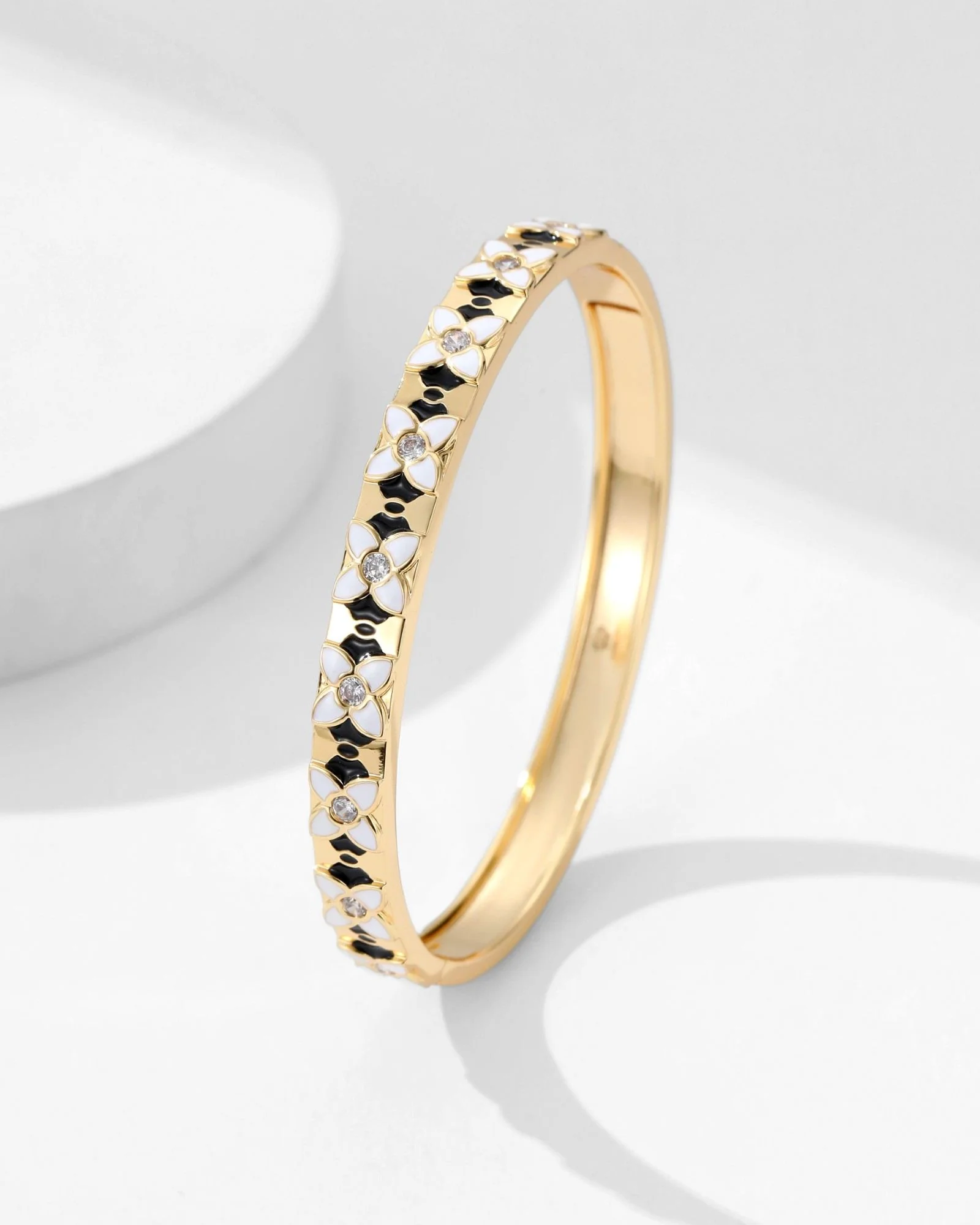 Fleur d’Émail Bracelet - 8320910 - Image 5