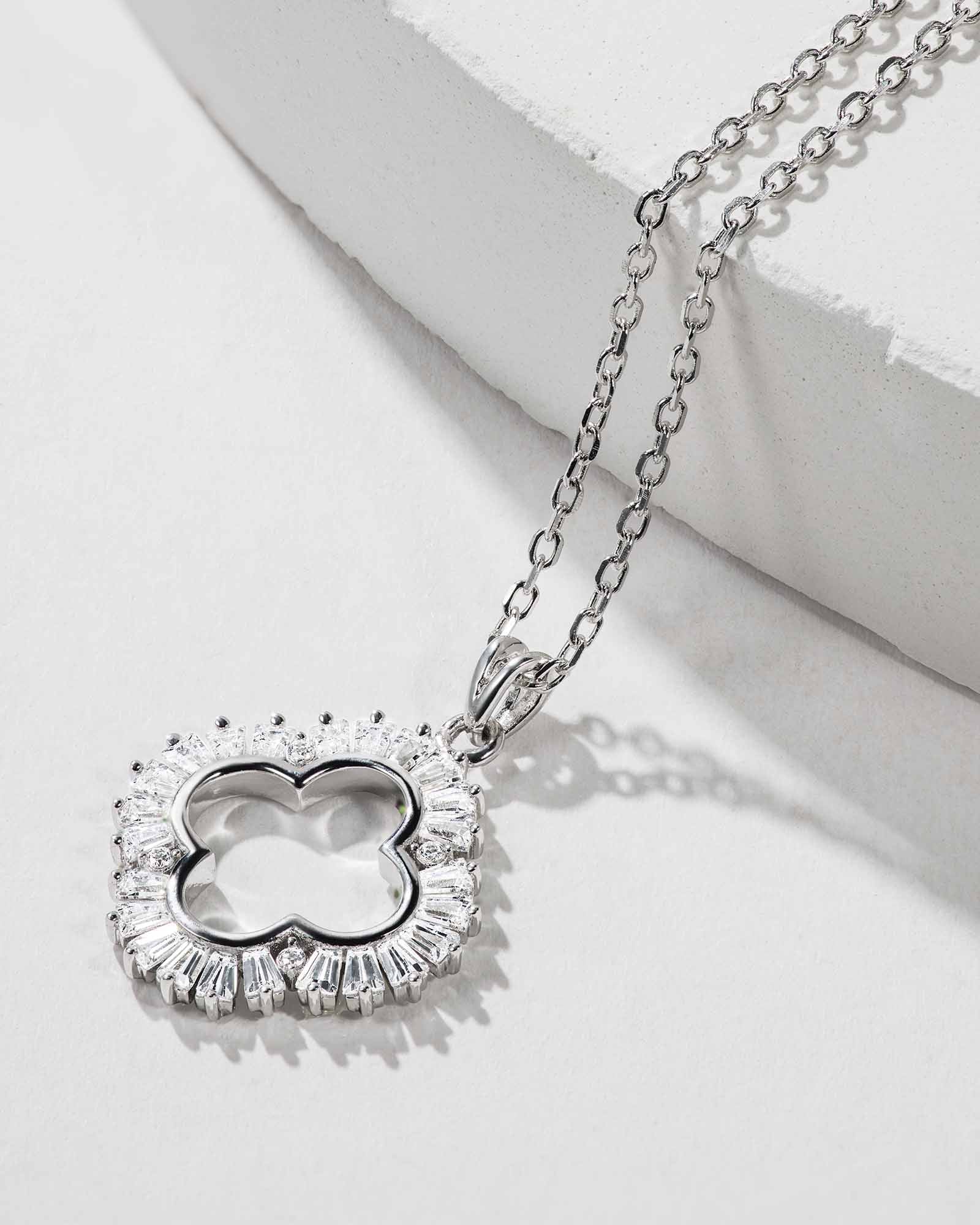 Quatrilobe Necklace - 8132000 - Image 4