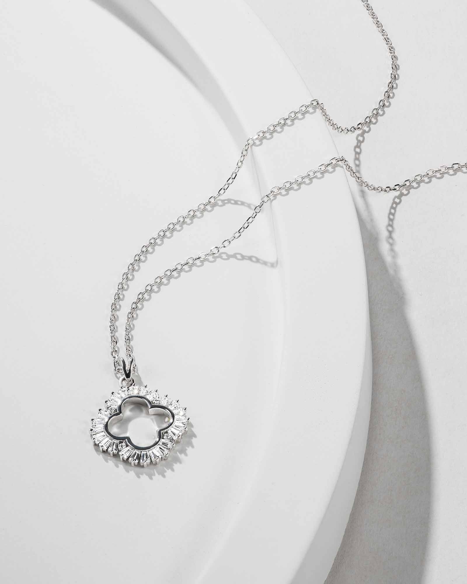 Quatrilobe Necklace - 8132000 - Image 5